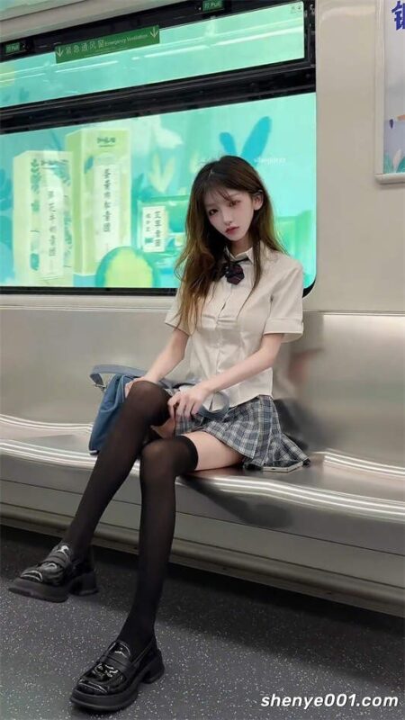 抖音B站400万粉网红藤原YuKi - 短视频+金主视频合集 [230V-968MB]-资源收藏家-老司机软件-cosplay-老司机软件库-xacg